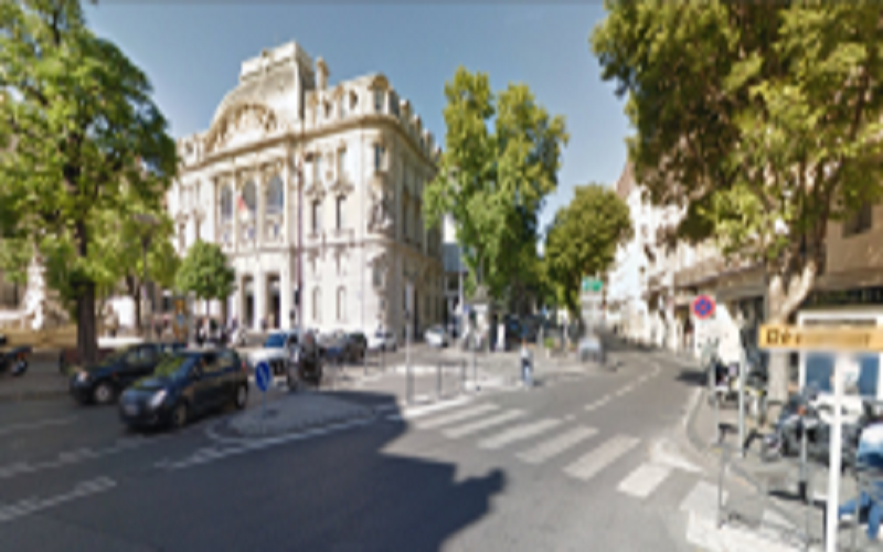 Local commercial a louer cours pierre puget 13006 Marseille