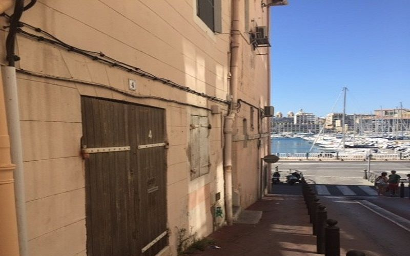 Vente de murs vieux port de marseille Murs occupes à vendre à investisseurs 